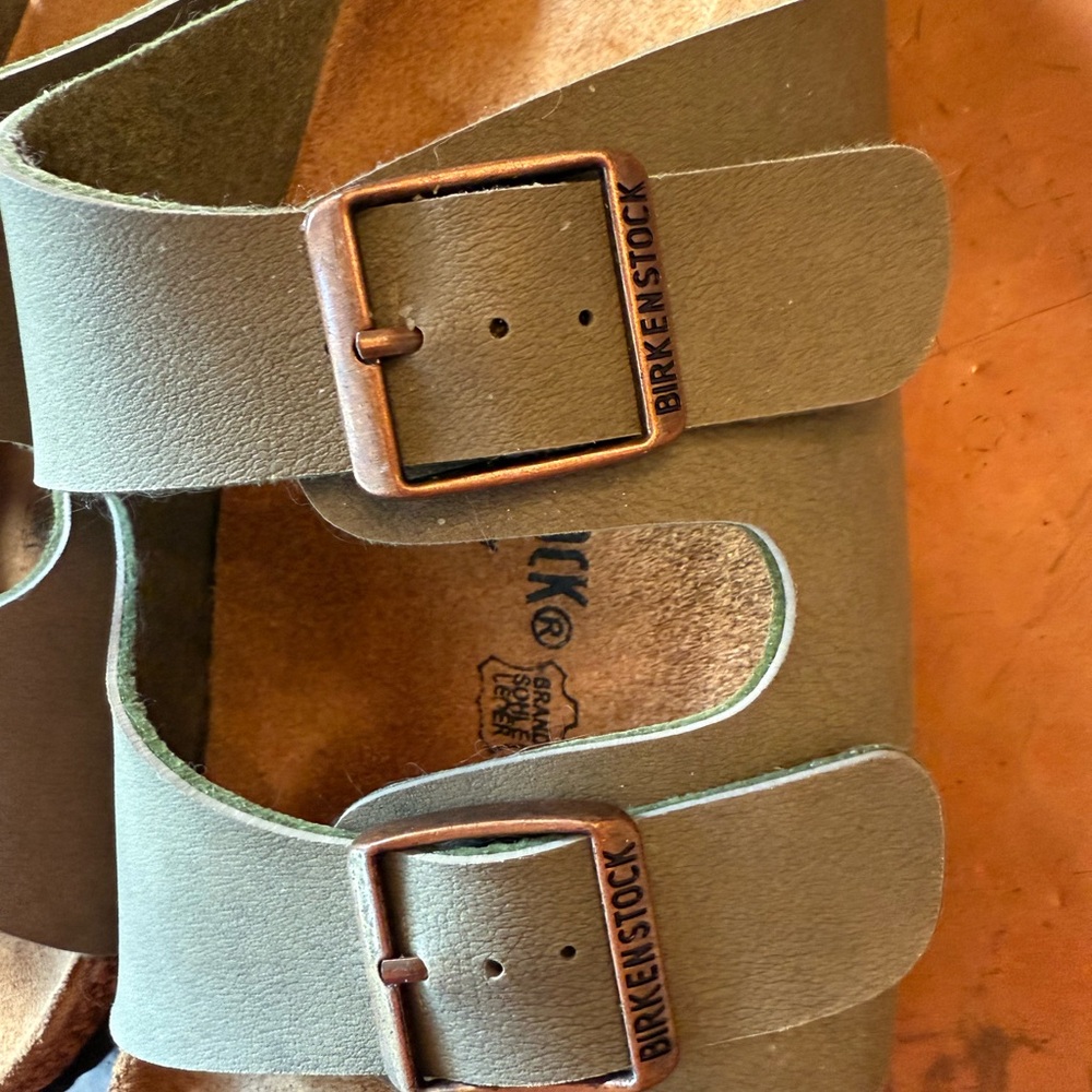 Birkenstock Khaki Double-Strap Sandals
Fit my women’s US 8 foot